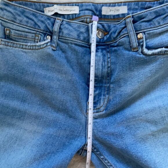 Pilcro And The Letterpress Size 25 Straight Leg Cropped Jeans Flowers On Bottom - Picture 9 of 10